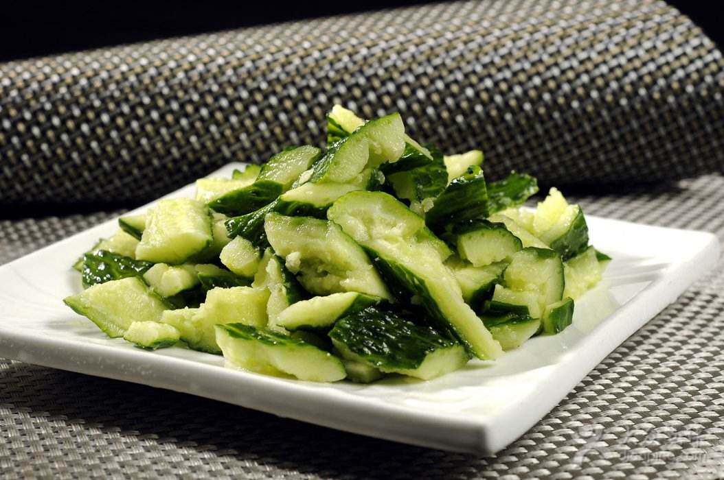 拍黄瓜加了这一物,爽口开胃,上桌就抢光