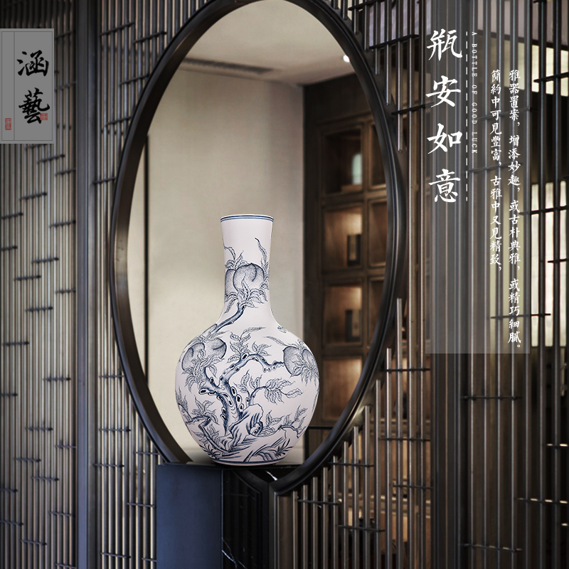 Jingdezhen ceramics hand - made of new Chinese style living room flat peach of blue and white porcelain vase flower arranging household handicraft furnishing articles