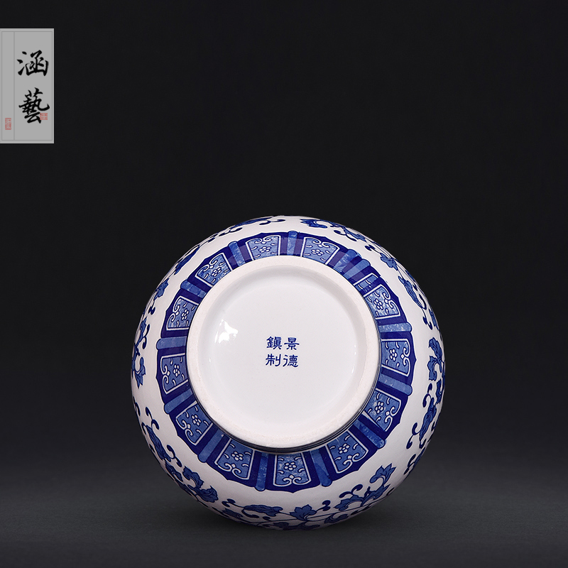 Blue and white porcelain of jingdezhen ceramics bound branch lotus bottle of new Chinese style decoration room porch flower arrangement handicraft furnishing articles