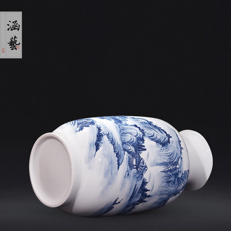 Jingdezhen ceramic hand - made porcelain spring Jiang Liushui vases, flower arrangement sitting room adornment handicraft furnishing articles of Chinese style household