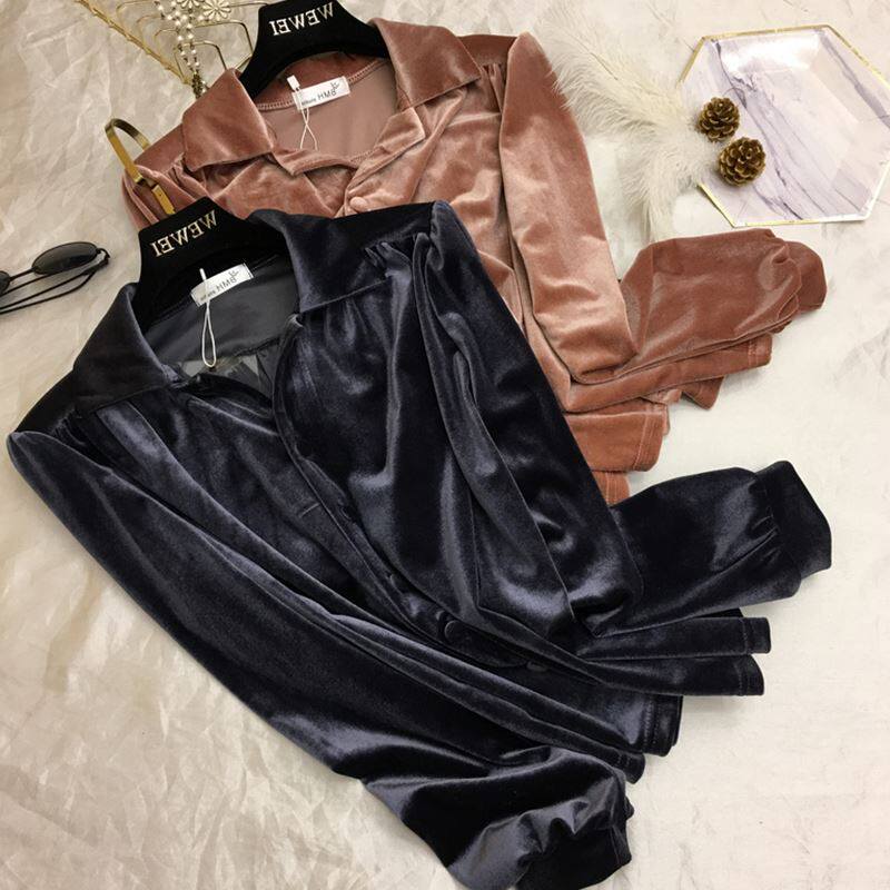 2018美妙质感莹润光泽!文艺复古风柔软细腻小翻领丝绒衬衫上衣女