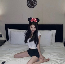 JoyingFeng (fairy comic legs)black and white two-color high-waisted denim shorts female Xia Xian thin a-line