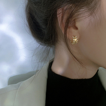 Earrings 2022 New wave qi South Korean net red high level sensous ear emblared with round face ear nail 2021 ear button