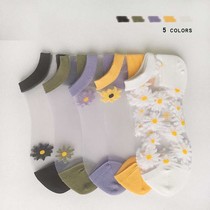 Socks womens summer thin little daisy socks boat socks female student Korean spring and summer glass stockings transparent card stockings