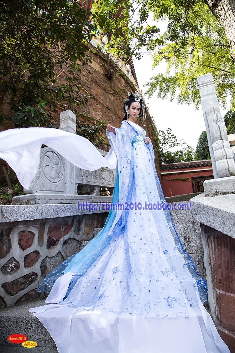 [君后 cos 服 君拂 轻水 姜沉鱼 蓝色 宫装 华丽