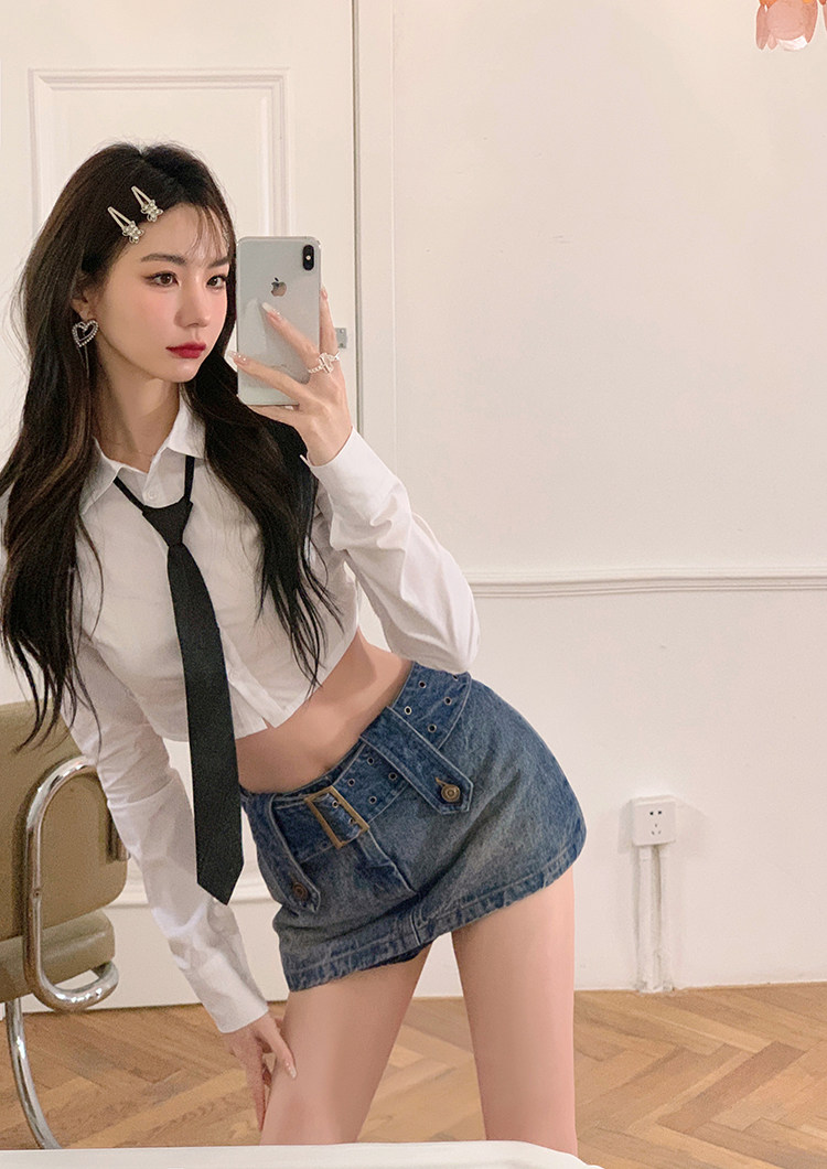 实拍2022夏装新款短款小心机露腰白jk衬衫女长袖盐系学院风潮6926