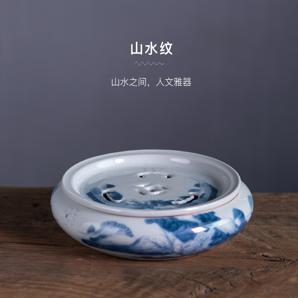 Public remit jingdezhen blue and white porcelain tea bearing day type restoring ancient ways are it bearing pad pot dry tea mercifully the machine base