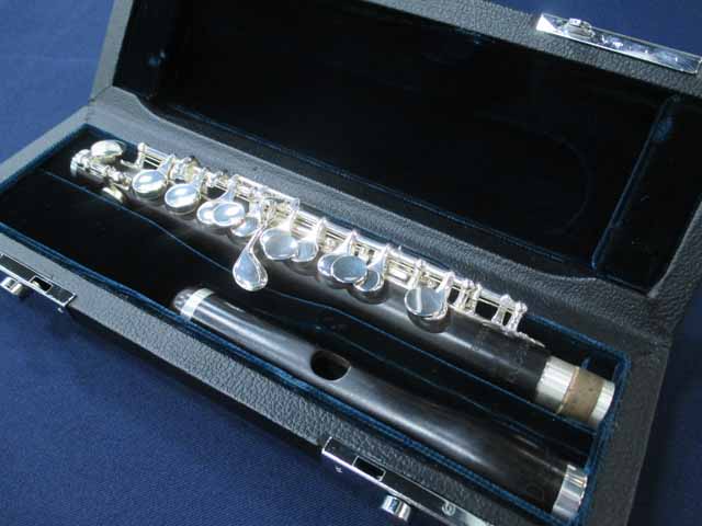 The American Burkart Resona Boca short flute