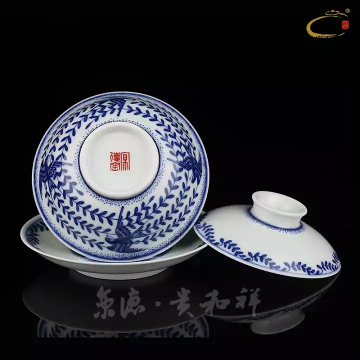 Jing DE and auspicious cup of jingdezhen blue and white only three bowl of tea bowl of blue and white pure manual four seasons changchun tureen
