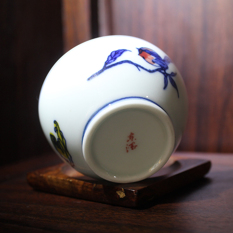 And auspicious hand - made bucket color master cup jing DE jingdezhen ceramic sample tea cup kung fu tea set, portable tea cups