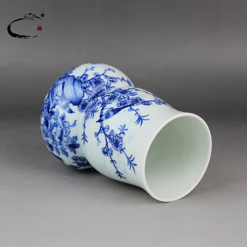 And auspicious jing DE ceramics jingdezhen blue And white flower on the flat receptacle hand - made gourd vase crafts gifts