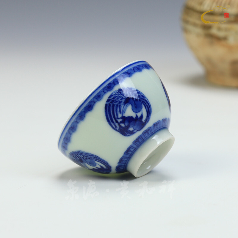 Jing DE and auspicious jingdezhen ceramics by hand personal cup tea cup masters cup blue and white crane, small tea cups