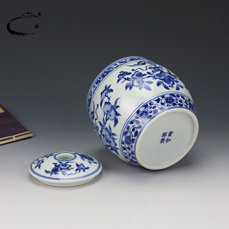 Jingdezhen blue and white tea pot and auspicious full checking ceramic POTS awake scattered receives receives gift box packaging