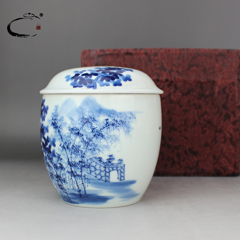 And auspicious jing DE collection jingdezhen blue And white beautiful landscape caddy fixings hand - made ceramic green tea, black tea POTS