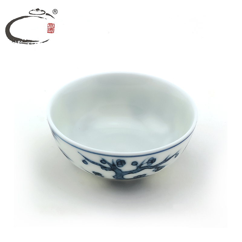 Jingdezhen blue and white porcelain and auspicious bamboo pine umedaira koubei hand - made kung fu tea tea bowl sample tea cup cup