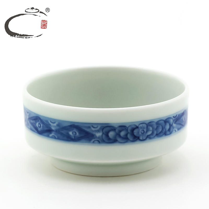 Jingdezhen blue and white pattern glass ceramic and auspicious hand - made kung fu tea master sample tea cup cup cup tea bowl