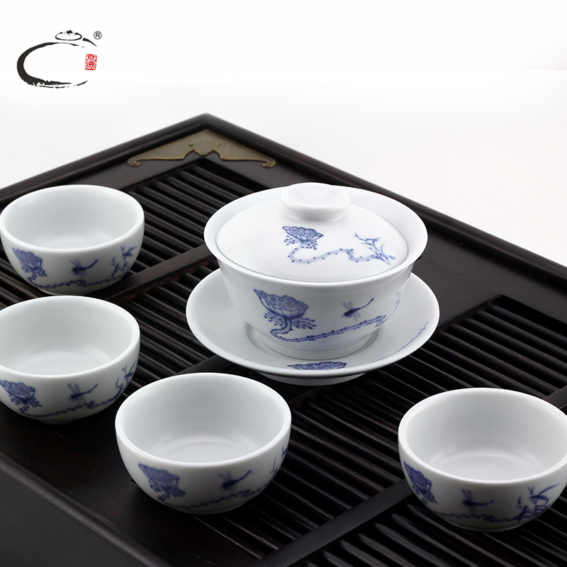 Guests cheung kung fu tea set home office set of jingdezhen blue and white tureen ceramic hand - made teacup gift set