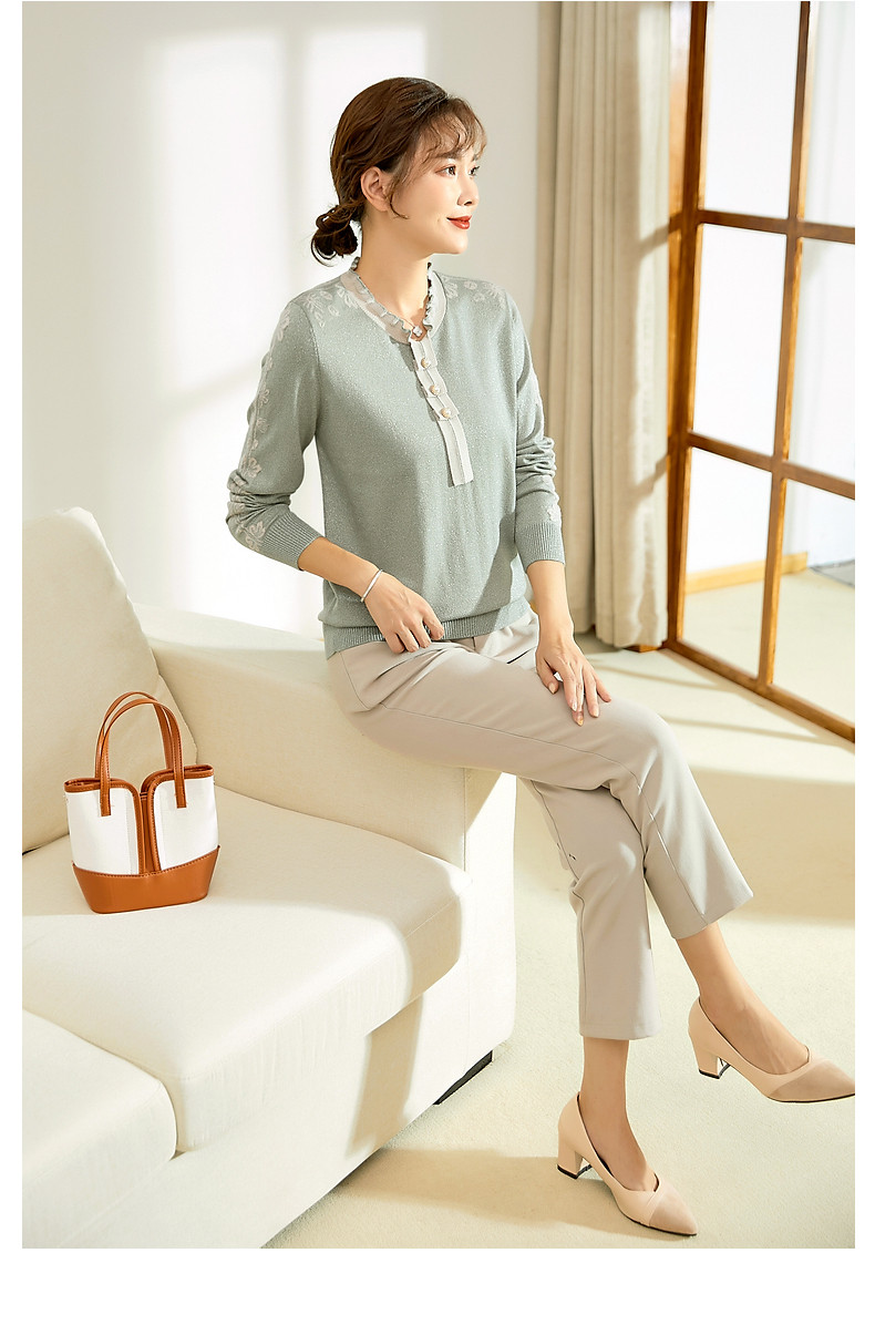 妈妈洋气针织t恤中年女春秋装长袖上衣35岁45中老年打底小衫套装