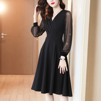 2021 early autumn new dress waist thin temperament French Hepburn small black dress high end foreign style dress autumn