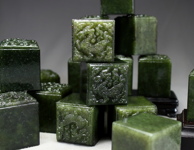 4*4*5cm/丹东墨绿冻石印章 批发 篆刻印石印章石料商务礼品定制