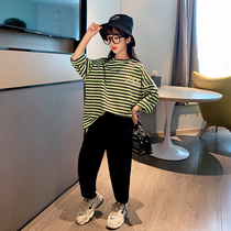 (Clearance special) girls long sleeve T-shirt spring dress in childrens stripes loose coat childrens cotton base shirt