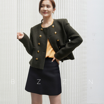 The CE French jacket that holds the moon is handsome and charming in autumn and winter.