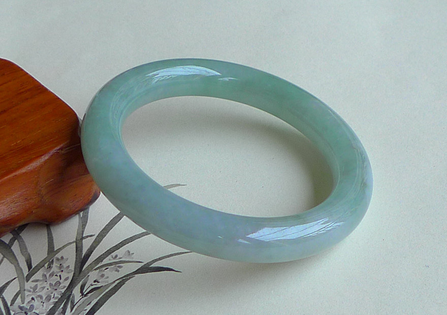 老坑冰糯种圆条手镯 61.37g(内径56.2mm)