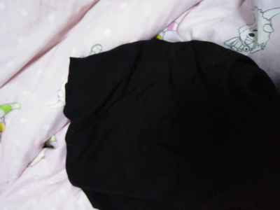 薇，ィ訁公～总号嗖： 用心省，领劵下单的，太便宜了～ 把它当成一件纯棉温暖的秋裤比把它认为是一个可以外穿的加绒的打底裤，会让你有更高的幸福感～ （外穿打底的梦想估计是要破灭了🙁，而且强烈建议之后想要外穿的孩子们买连袜款的，比这种使用很多的