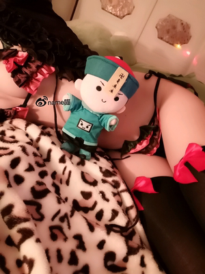 蝴蝶结袜子太萌了，很好搭，太喜欢啦，很舒服