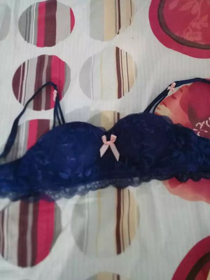 第二次买了，很漂亮，以后就在这买了。而且还聚拢