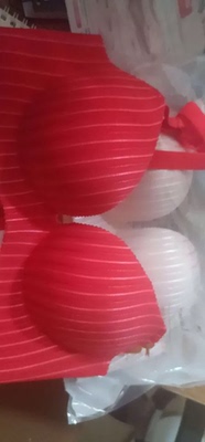 内衣收到了，迫不及待的试了试，没想到这么便宜的价钱买到这么好的内衣，真的是太值了