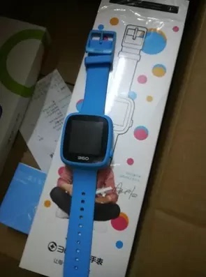 目前看来真实揭秘评测小寻儿童电话手表t1和s1哪个好，参数功能区别