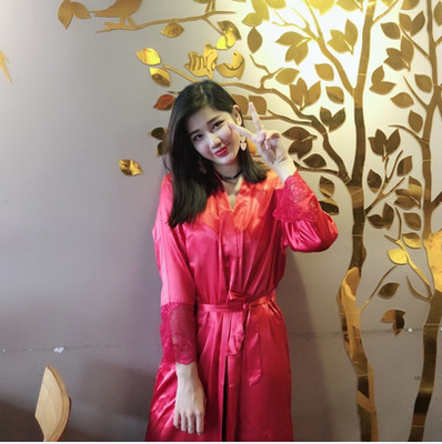 质感很好，穿上很丝滑，没色差