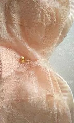 漂亮又舒服，无钢圈聚拢效果依然好，下水不掉色，穿着不紧勒，喜欢。