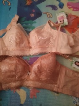 物流快递速度非常快，简直没话说！客服服务态度也超级棒，东东收到很喜欢，真是一位良心店铺。购买的时候也不贵，还优惠了好多，真的是一次非常愉快的一次购物