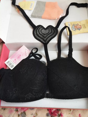 内衣收到，包装不错，试穿效果挺好的，无钢圈穿身上也没有嘞的感觉，各方面都不错，挺满意的。