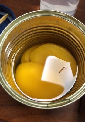 量还是挺足的，有5片以上，味道不错，很好吃，只是收到的时候包装不够精细，叉子都裸露在外边，装起来会干净卫生点，希望有待改进，支持下😊