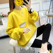 Sweater womens spring and autumn thin section 2020 new trendy long-sleeved Korean loose bf lazy wind round neck pullover white top