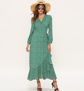 2020 Bohemian sexy V-neck slit Floral Print Long Sleeve ruffled beach skirt