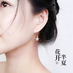 S925纯银花朵耳钩气质镶钻日韩简约耳环女锆石个性甜美耳饰品清新