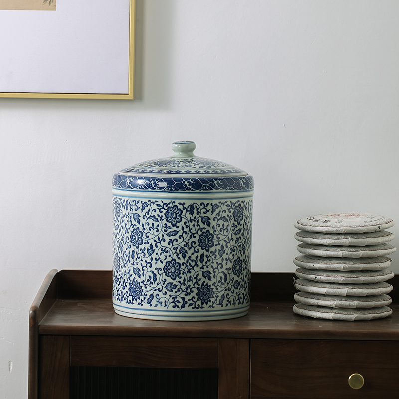 Jingdezhen ceramic pot of pu 'er tea seven loaves cylinder storage POTS are scattered receives tea urn POTS to to the tea urn tea bucket