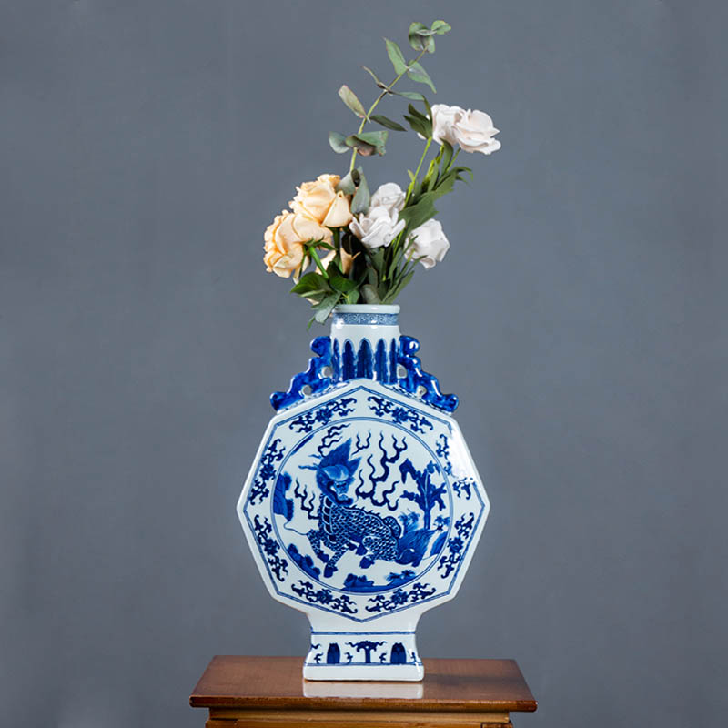 Jingdezhen ceramics vase classical Ming and the qing dynasty the qing phase method of flat bottles of furnishing articles Chinese antique blue and white porcelain flower arrangement