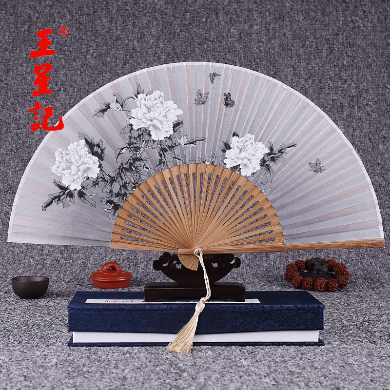 Hangzhou's Uranus fan-folding fan-style Chinese wind Han Chinese Qipao Dance Fan's Carry-on Fan Gufeng Gift Fan