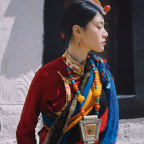 Dyeing Xianglin Classic Shirt Black and Red 2-color Tibetan Womens Planted Cotton and Linen Buckle Buckle Tibetans Tibetan Clothes