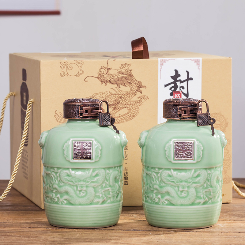 Jingdezhen 1 catty three catties 5 jins of ceramic bottle seal pot green glaze bottle wine pot liquor wine bottle is empty jars