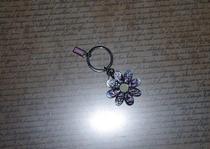 Large pink flower petals pendant Korean classic creative keychain car key ring steel print gift box