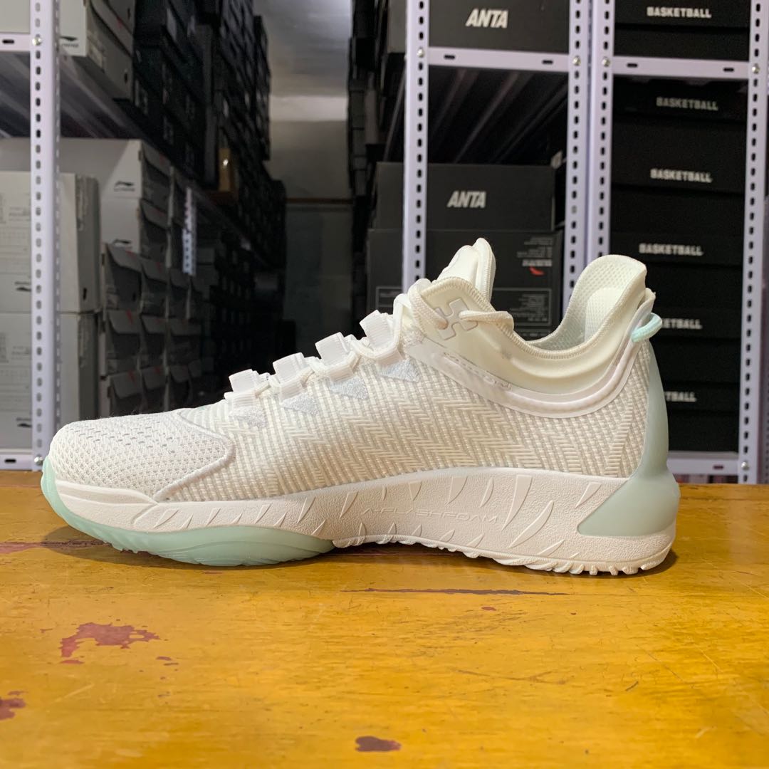 安踏篮球鞋男鞋海沃德1代2020夏季新款kt5低帮实战球鞋112031103