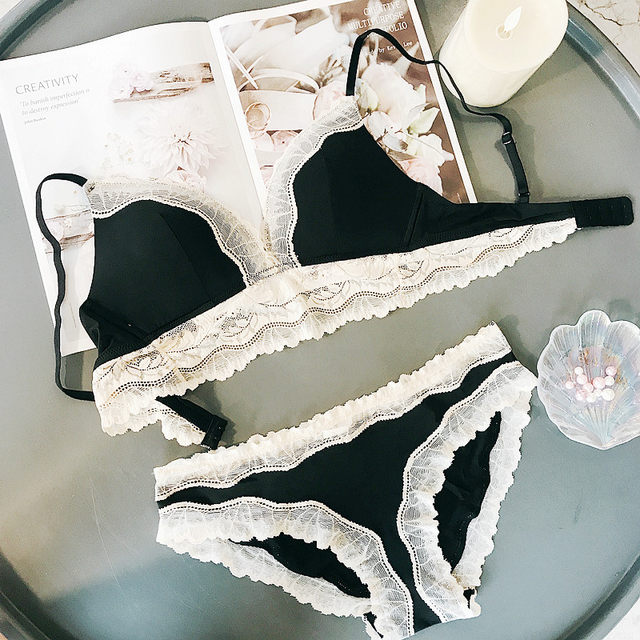 French sexy lingerie female cotton lace thin girl bra without steel ring light and breathable bra set French sexy lingerie female cotton lace thin girl bra without steel ring light and breathable bra set