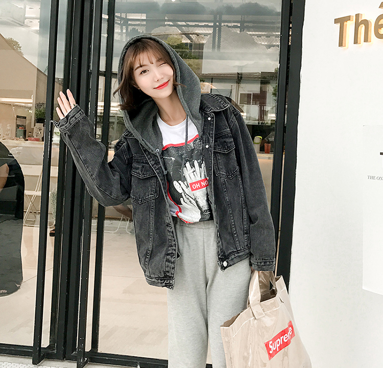 青春美少女穿搭，连帽牛仔外套减龄有活力(图1)