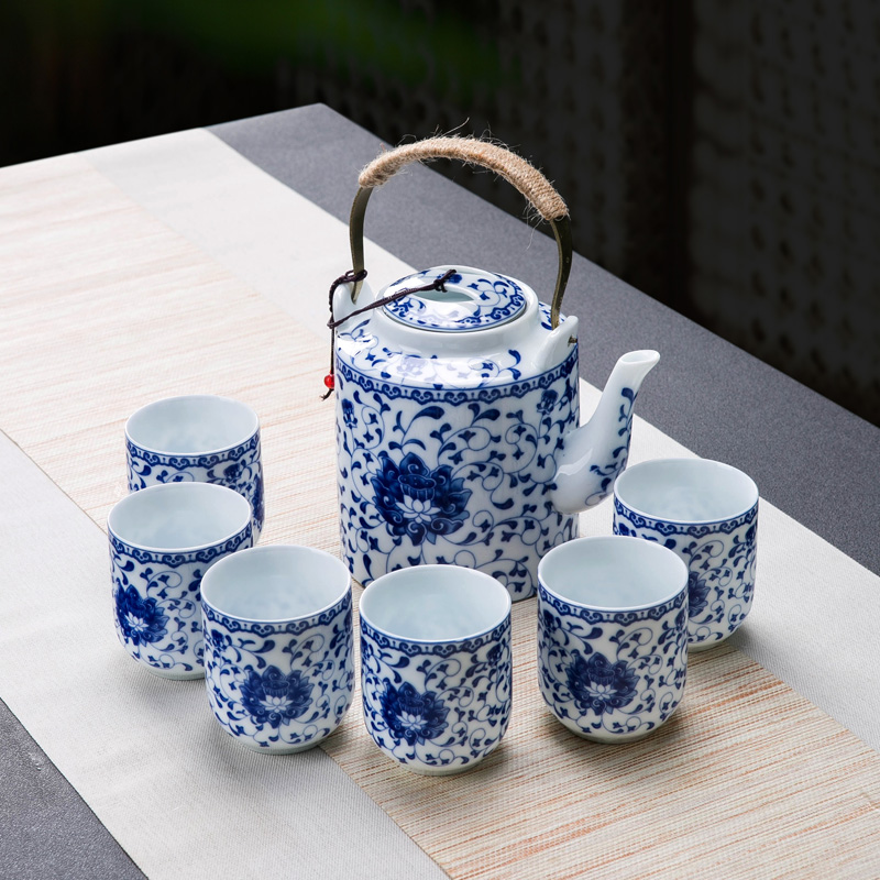 Tea set home sitting room with jingdezhen ceramic cup Chinese style suit Chinese wind cup teapot set